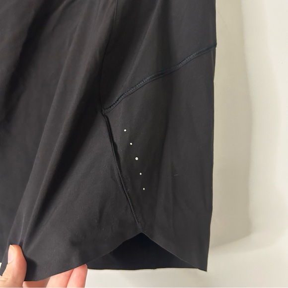 Athleta Black Run With It 14” Skort - Picture 4 of 9